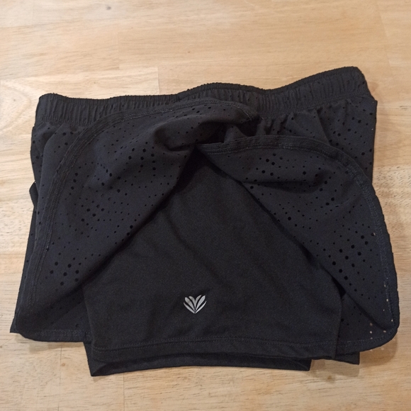 Forever 21 Women's Black Perforated Shorts - Picture 5 of 14